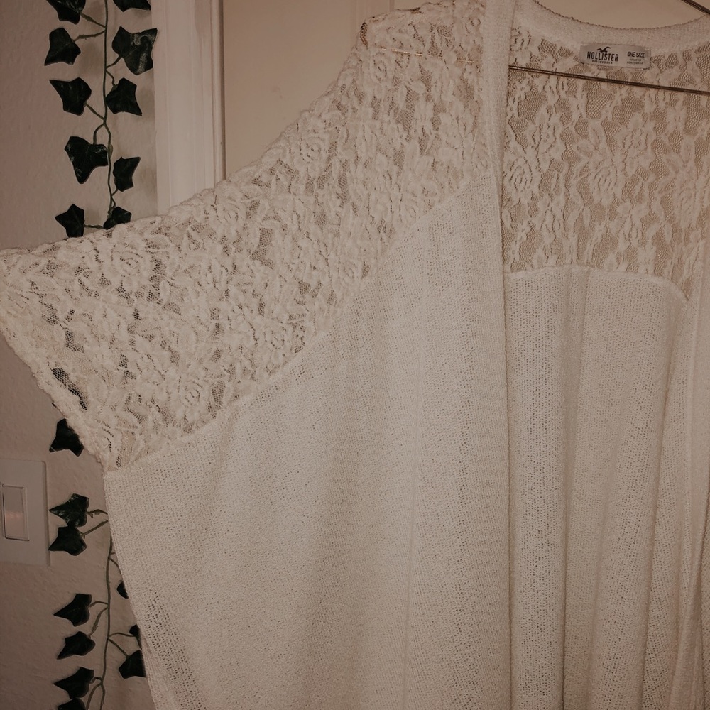 Hollister One Size Half Sleeve Cardigan